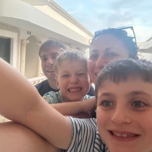 Meet your Posher, Sara